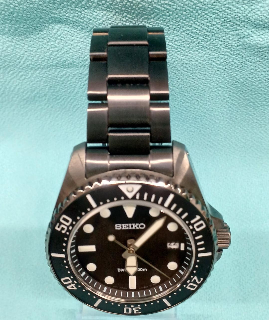 SEIKO Solar Wristwatch V157-00A0 - Banzai Thrifting | BanzaiHobby