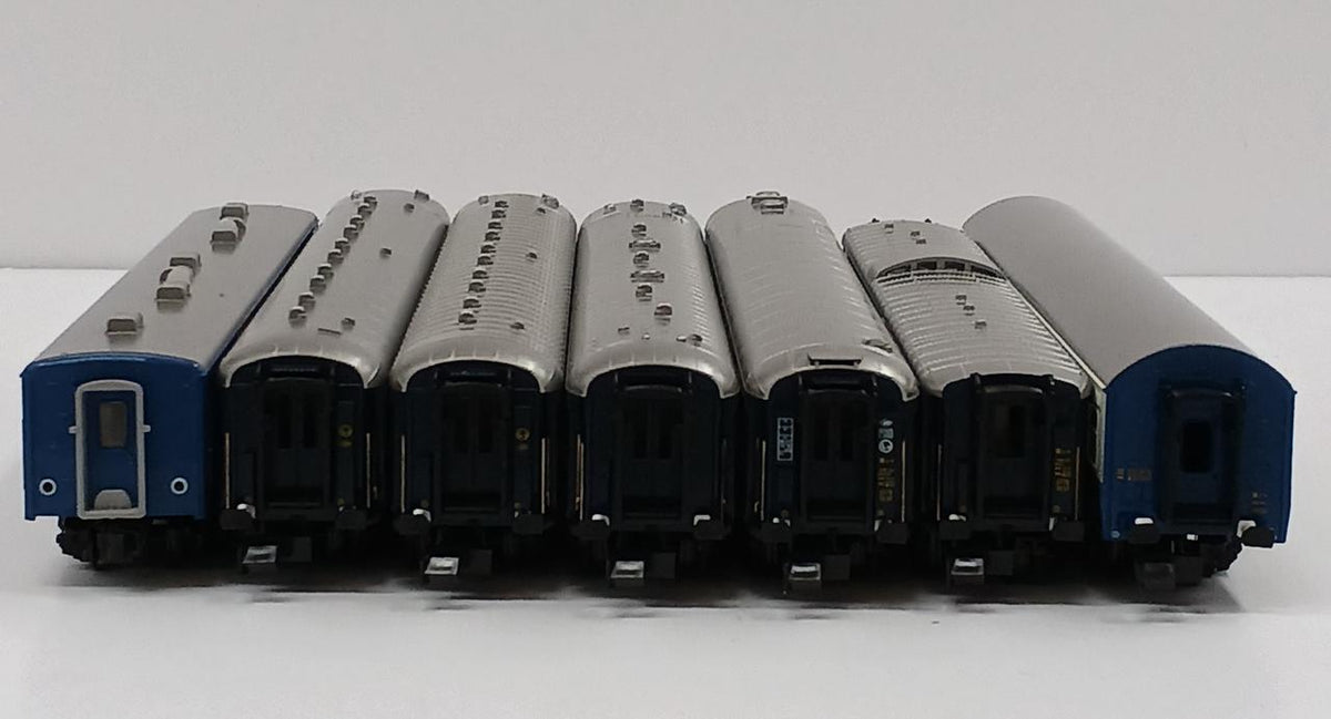 KATO Orient Express '88 7-Car Basic Set - Banzai Thrifting | BanzaiHobby
