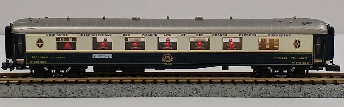 KATO Orient Express '88 7-Car Basic Set - Banzai Thrifting | BanzaiHobby