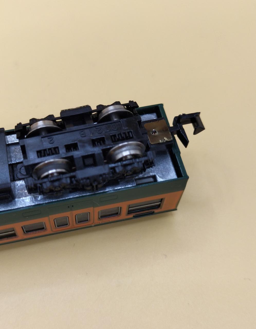 TOMIX JR Train Moha 112 2000 Series Shonan Color M Car - Banzai Thrifting | BanzaiHobby