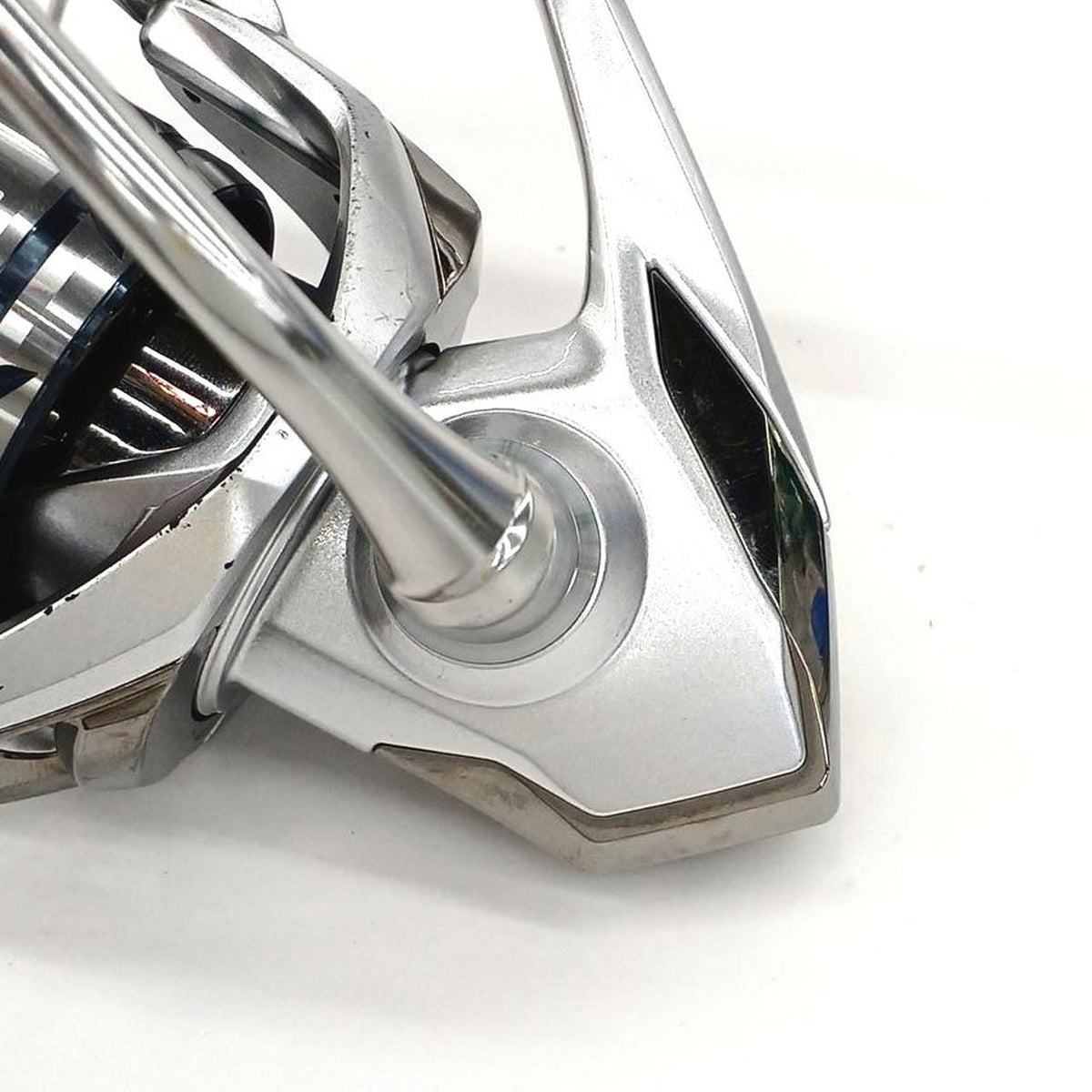 SHIMANO Spinning Reel 23 STRADIC 4000XG 045904 - Banzai Thrifting | BanzaiHobby