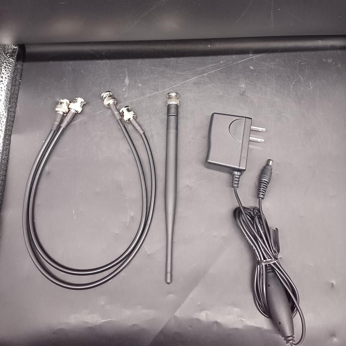 LINE6 Wireless System XD-V75 - Banzai Thrifting | BanzaiHobby