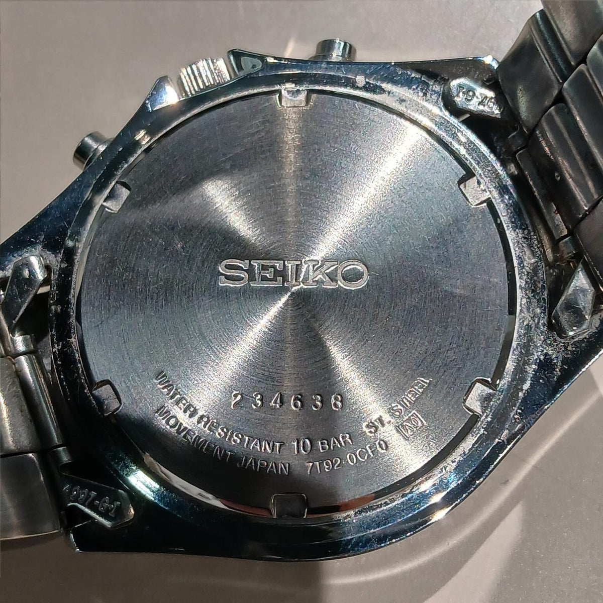 SEIKO 7T92-0CF0 Chronograph Wristwatch SLV/234638 - Banzai Thrifting | BanzaiHobby