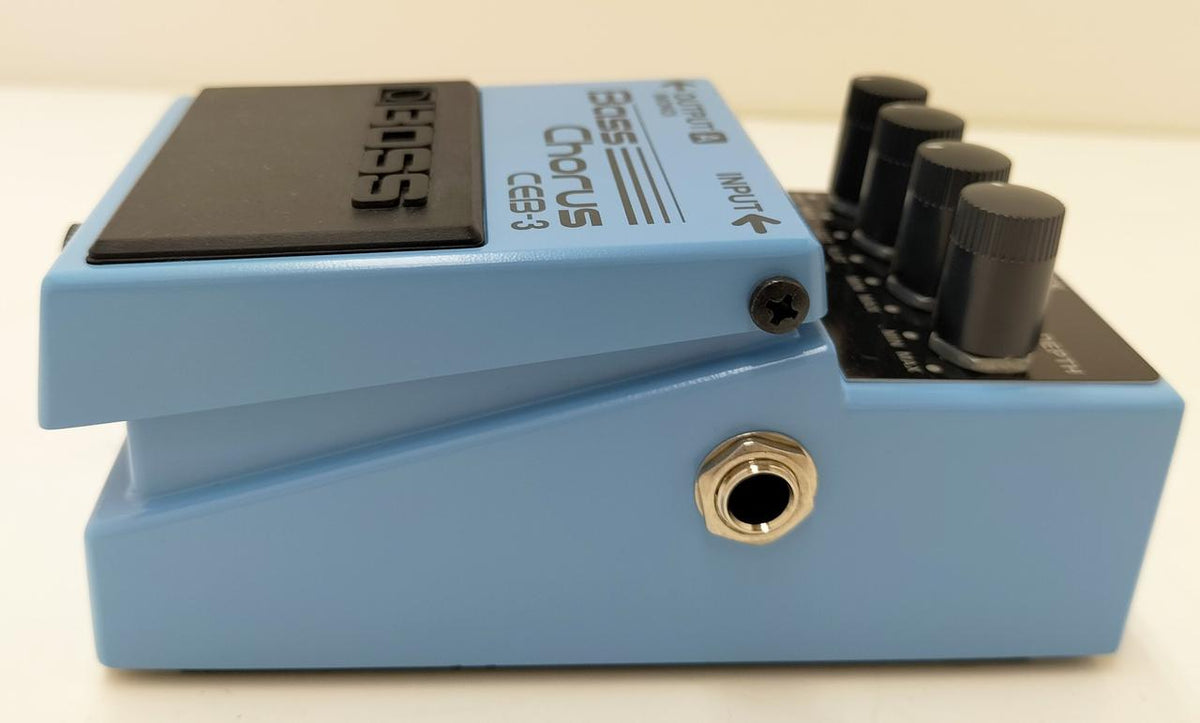 BOSS BASS CHORUS CEB-3 - Banzai Thrifting | BanzaiHobby