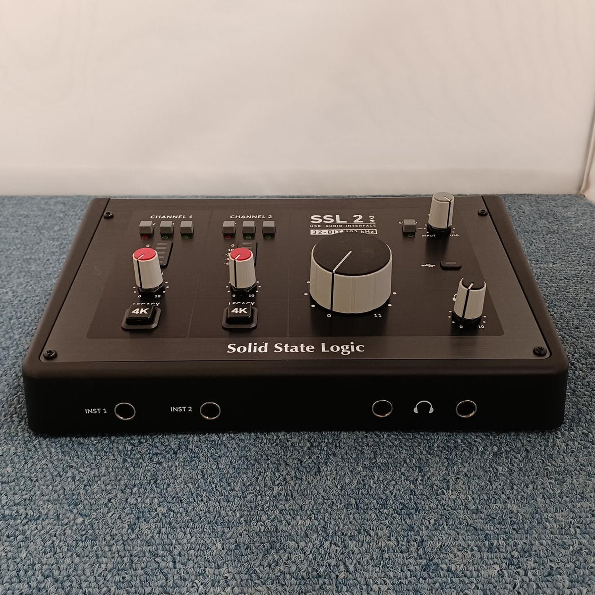 SSL / SOLID STATE LOGIC Audio Interface: SSL2 MK2 (729706X1) - Banzai Thrifting | BanzaiHobby