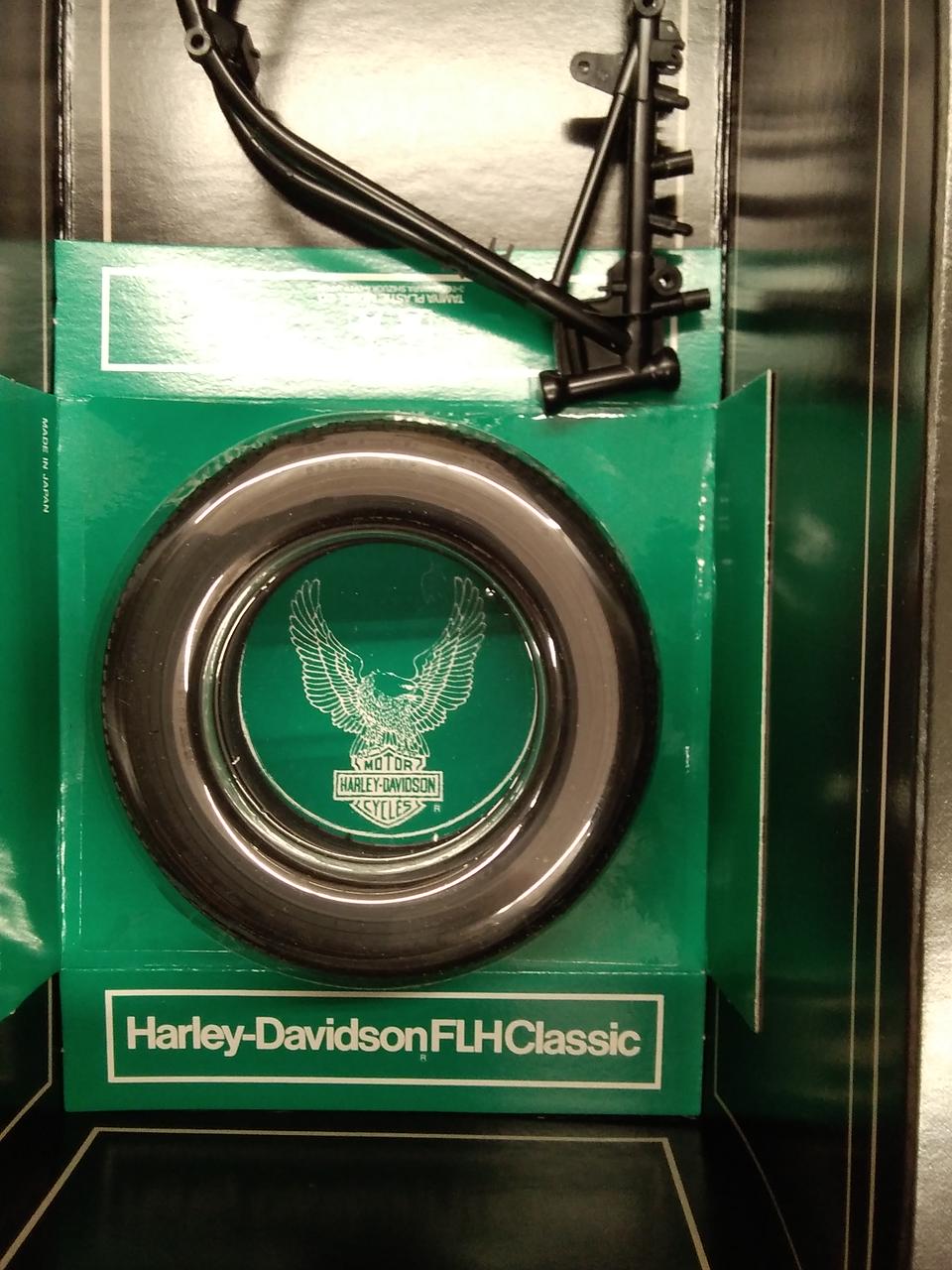 TAMIYA 1/6 Harley-Davidson FHL [Classic] 1/6 Harley-Davidson FHL [Classic] - Banzai Thrifting | BanzaiHobby