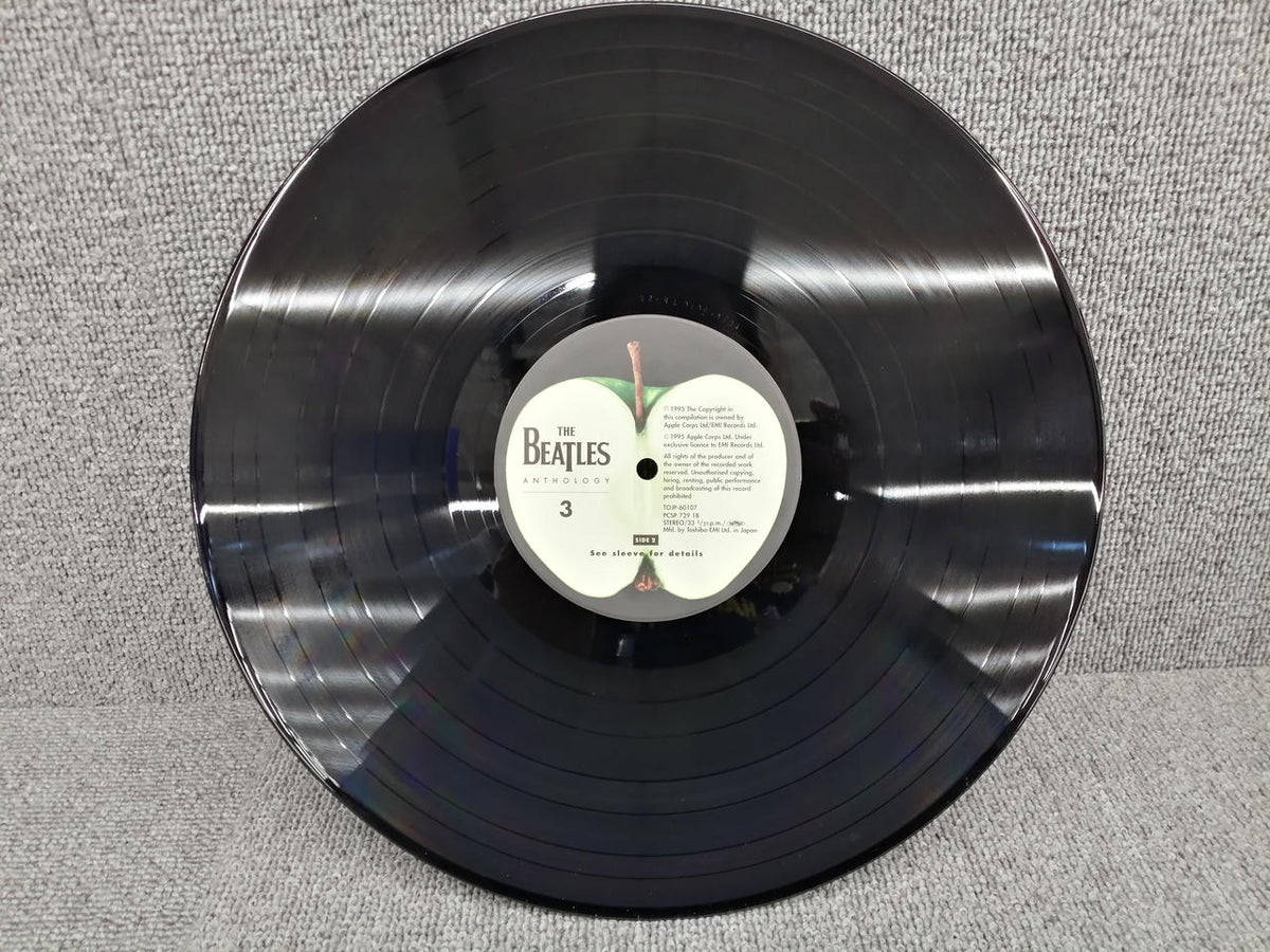 Toshiba EMI Corporation THE BEATLES ANTHOLOGY 3 TOJP-60107-09