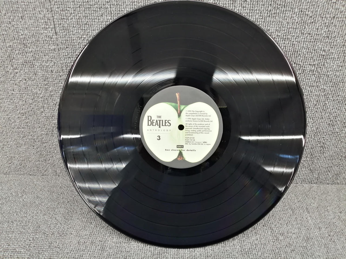 Toshiba EMI Corporation THE BEATLES ANTHOLOGY 3 TOJP-60107-09