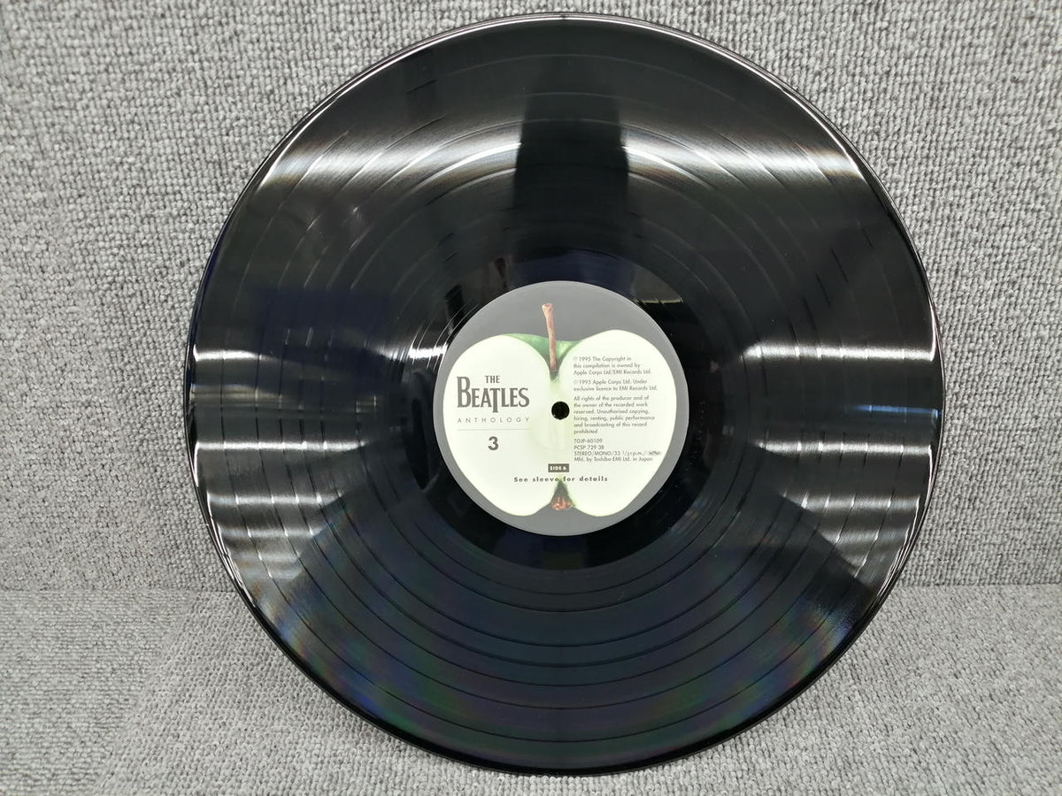 Toshiba EMI Corporation THE BEATLES ANTHOLOGY 3 TOJP-60107-09