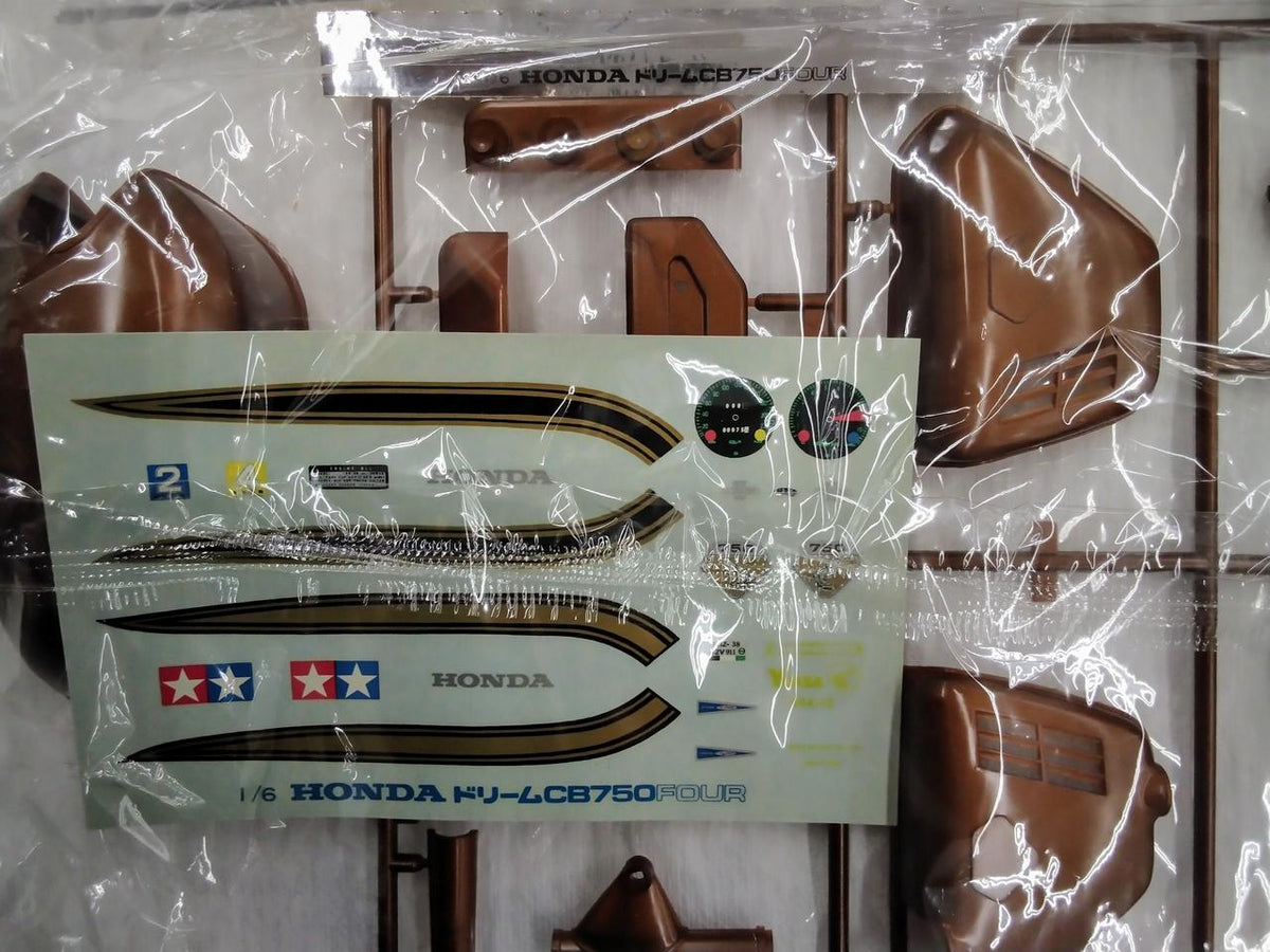 TAMIYA "In-store Pickup Only" HONDA CB750FOUR 1/6 Honda Dream CB750 - Banzai Thrifting | BanzaiHobby