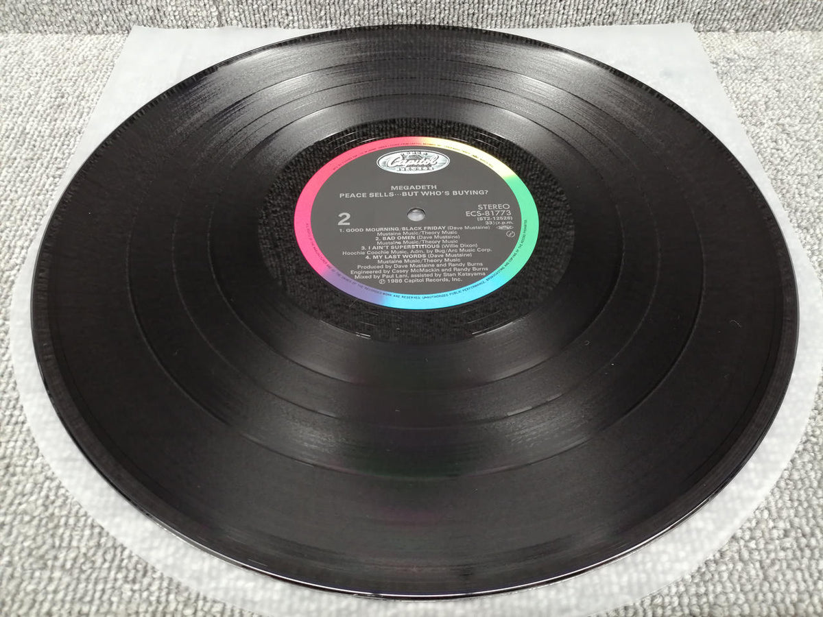 CAPITOL RECORDS Analog Record MEGADETH/PEACE SELLS... BUT