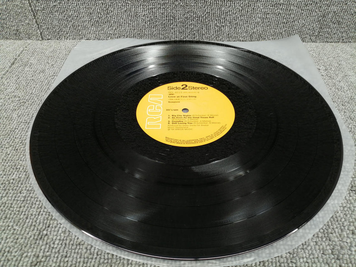 RCA SCORPIONS/LOVE AT FIRST STING RPL-8223