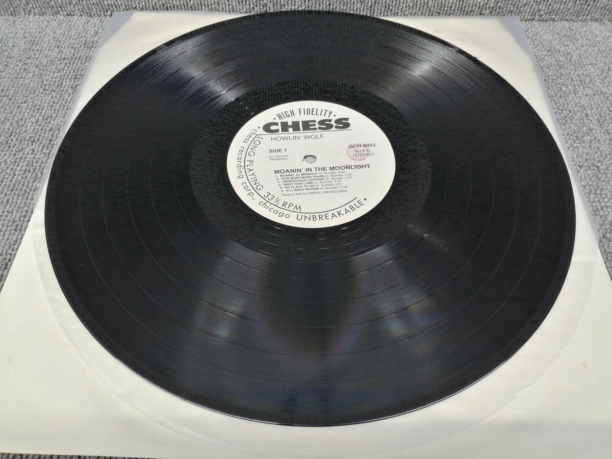 CHESS RECORDS Vinyl Record HOWLIN' WOLF/MOANIN' IN THE MO
