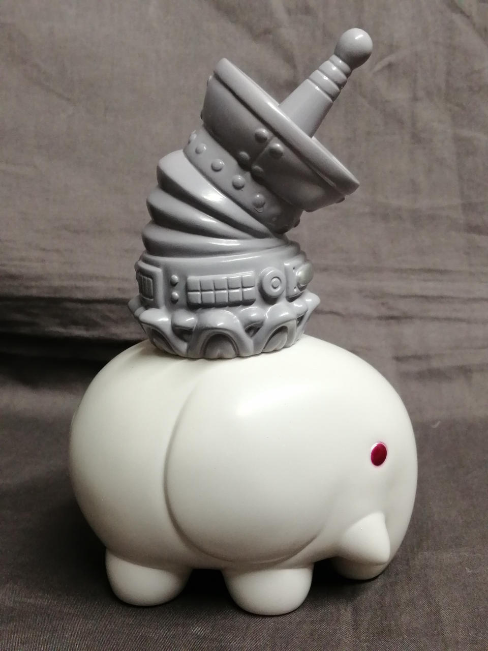 Shirakumaya Sofubi ARM JOE