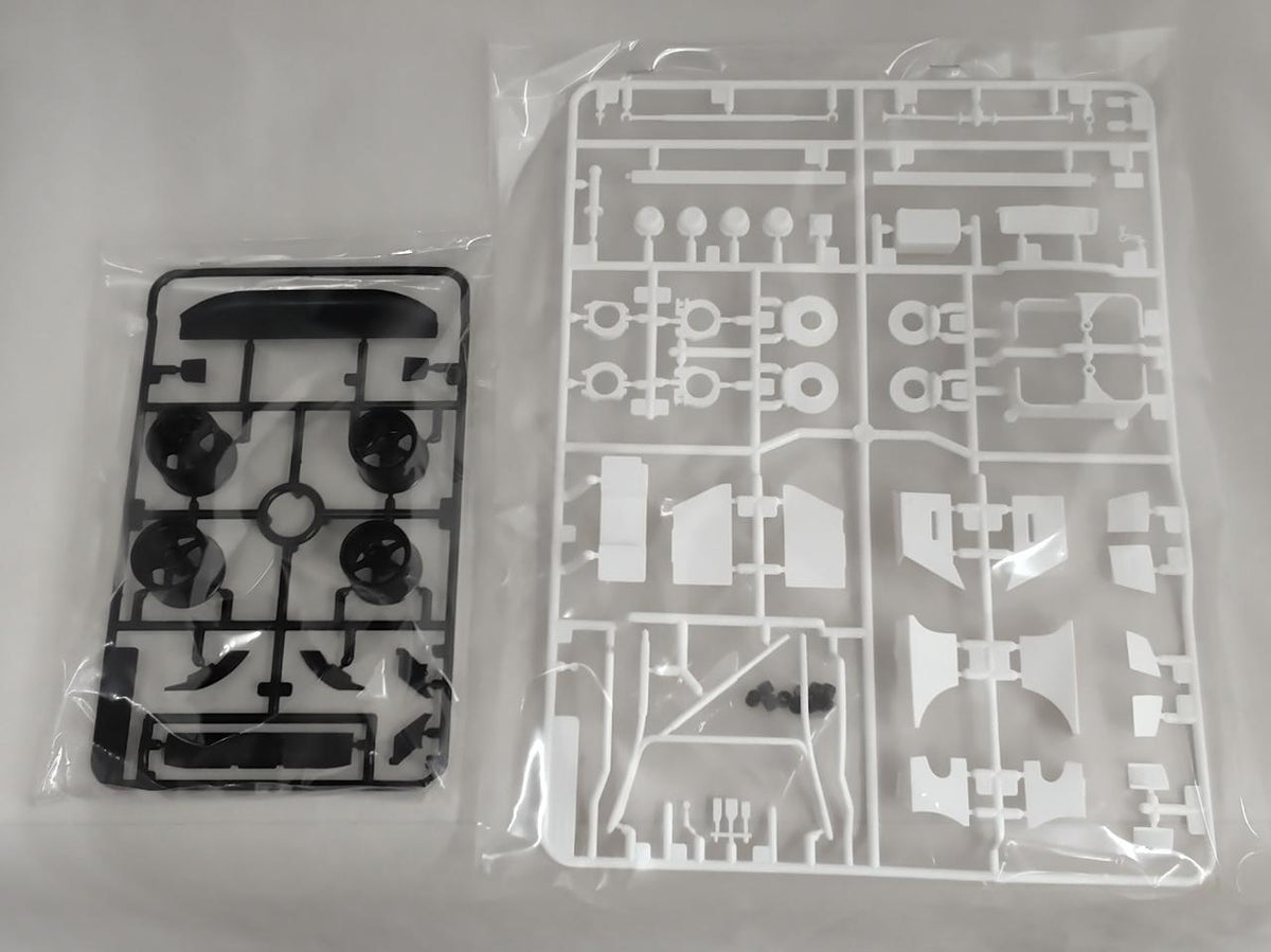 TAMIYA [Inner bag unopened] XANAVI NISMO GT-R (R35) 1/24 Xanavi NISMO ITEM 24308 - Banzai Thrifting | BanzaiHobby