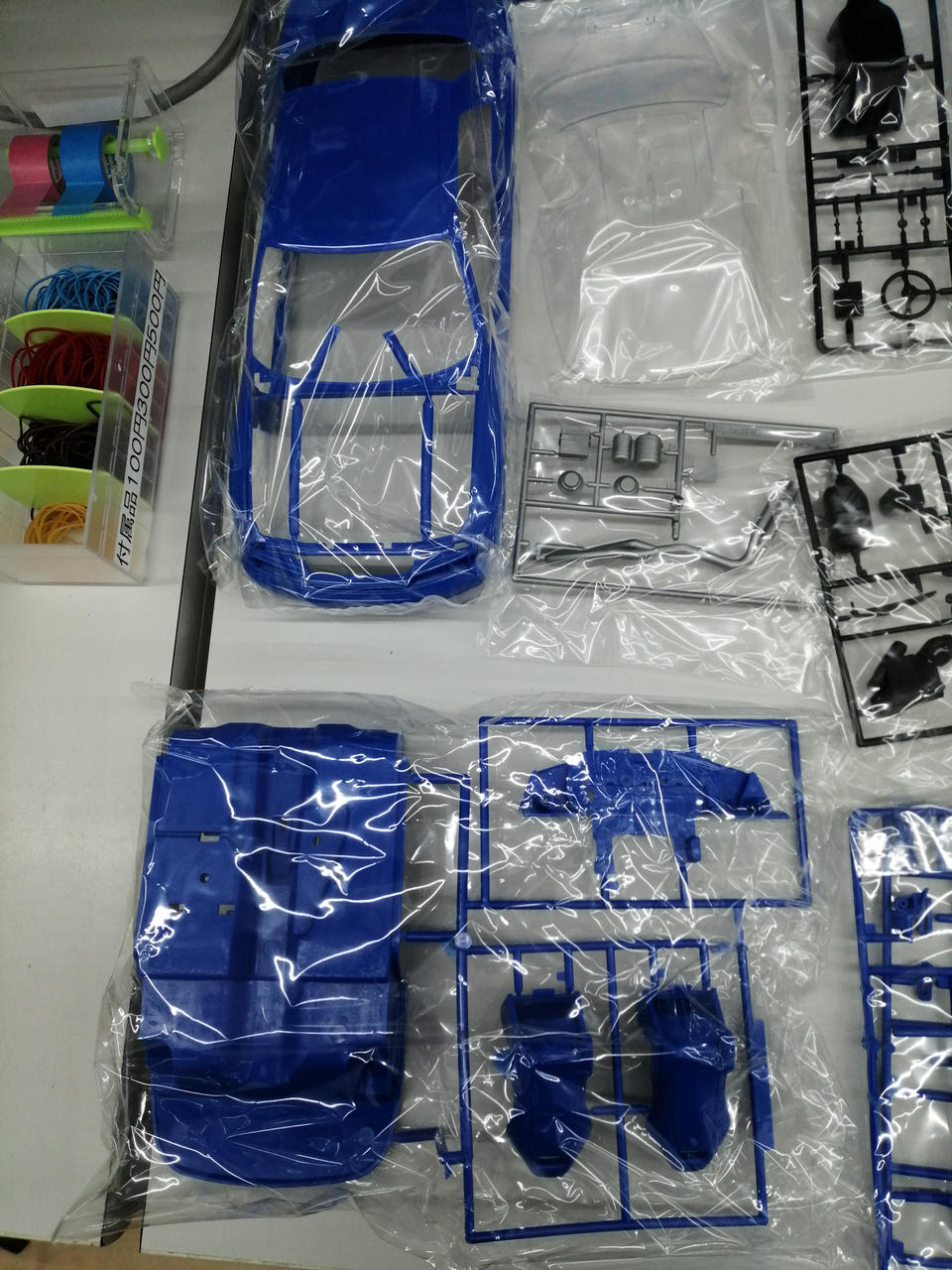AXES Plastic Model Calsonic Skyline GT-R '90 - Banzai Thrifting | BanzaiHobby