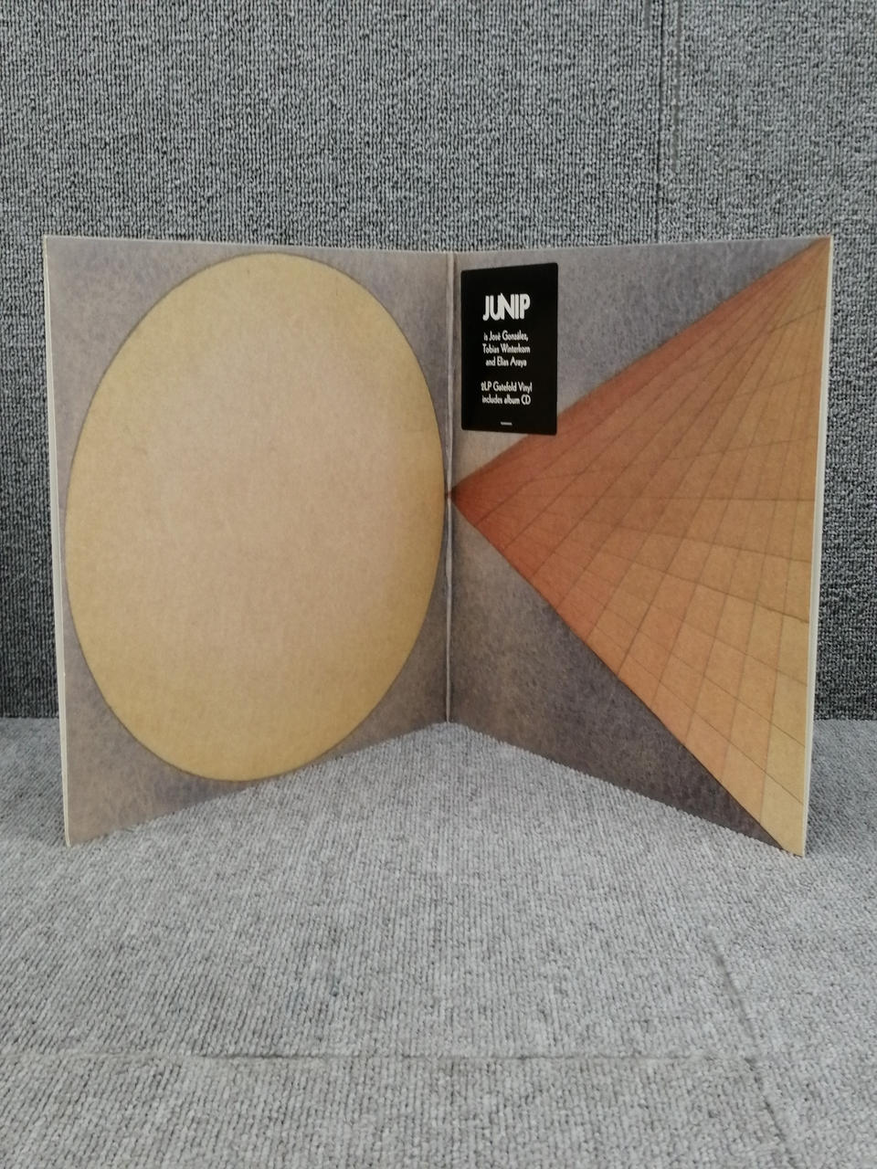 MUTE CORPORATION JUNIP/FIELDS 9448-1