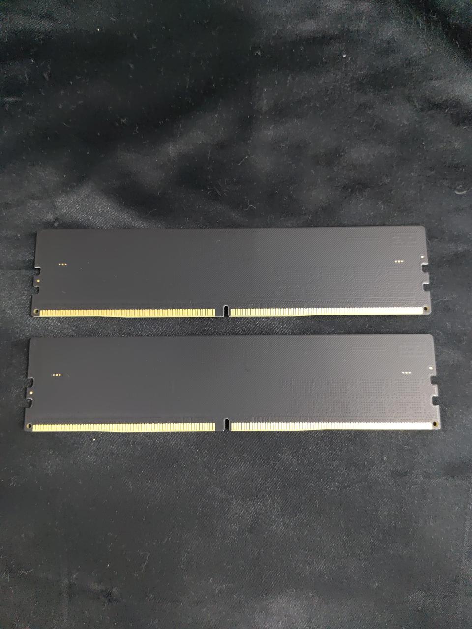 CFD Memory W5U5600CS-16G