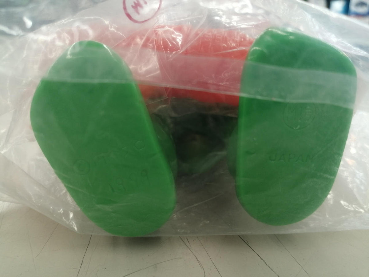 M1 Soft Vinyl Set - The Great Monster of the Century Baltan Alien 2nd Generation Set
