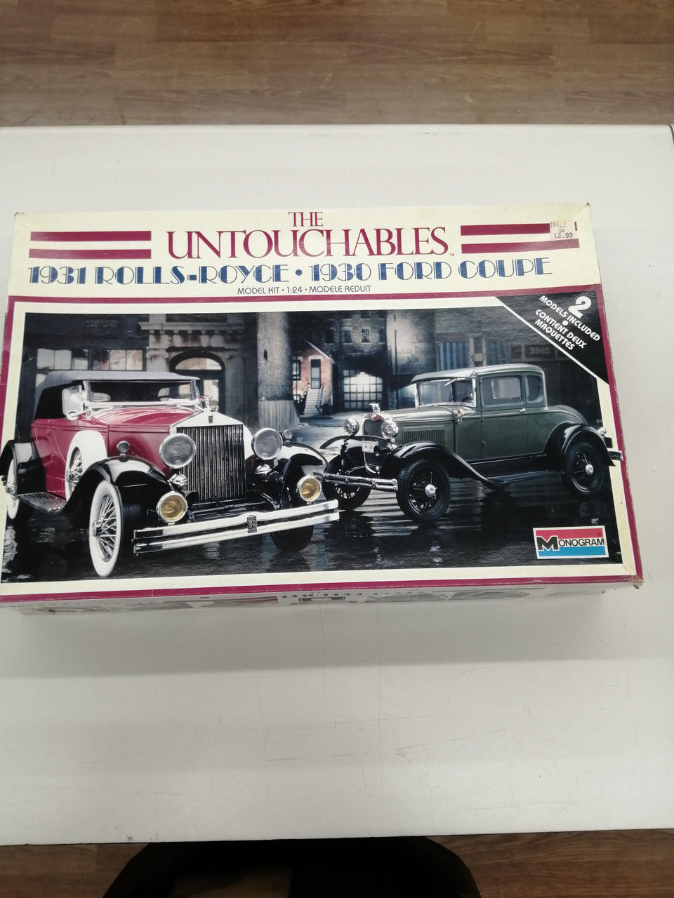 MONOGRAM 1/24 Scale Plastic Model 1931 Rolls-Royce 1930 Ford Coupe