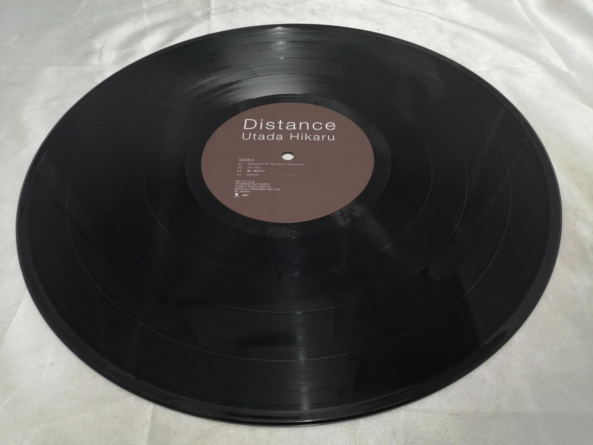 Toshiba EMI Corporation Record DISTANCE