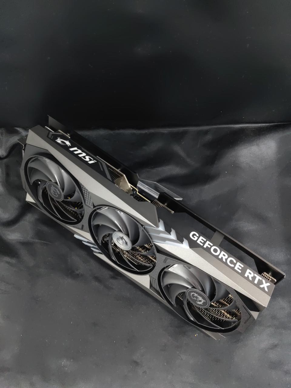MSI Graphics RTX4070 GAMING X TRIO 12G