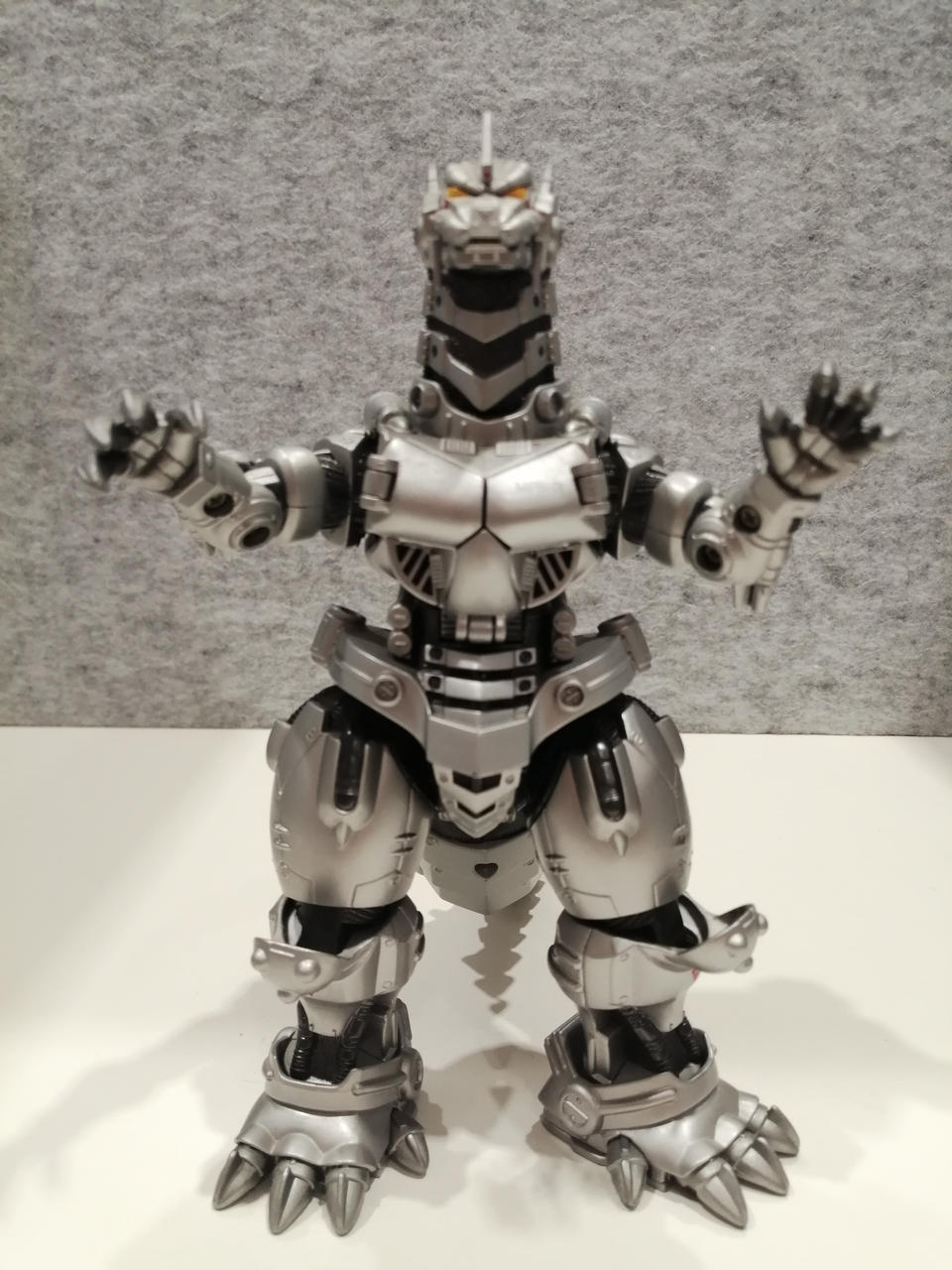 [JUNK] Bandai Chogokin Mechagodzilla