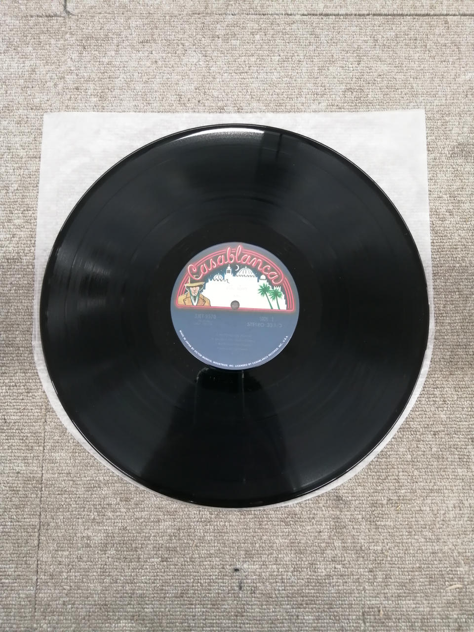 VICTOR [1975 Edition] KISS / Hell's Mad Beast SJET-9569~70