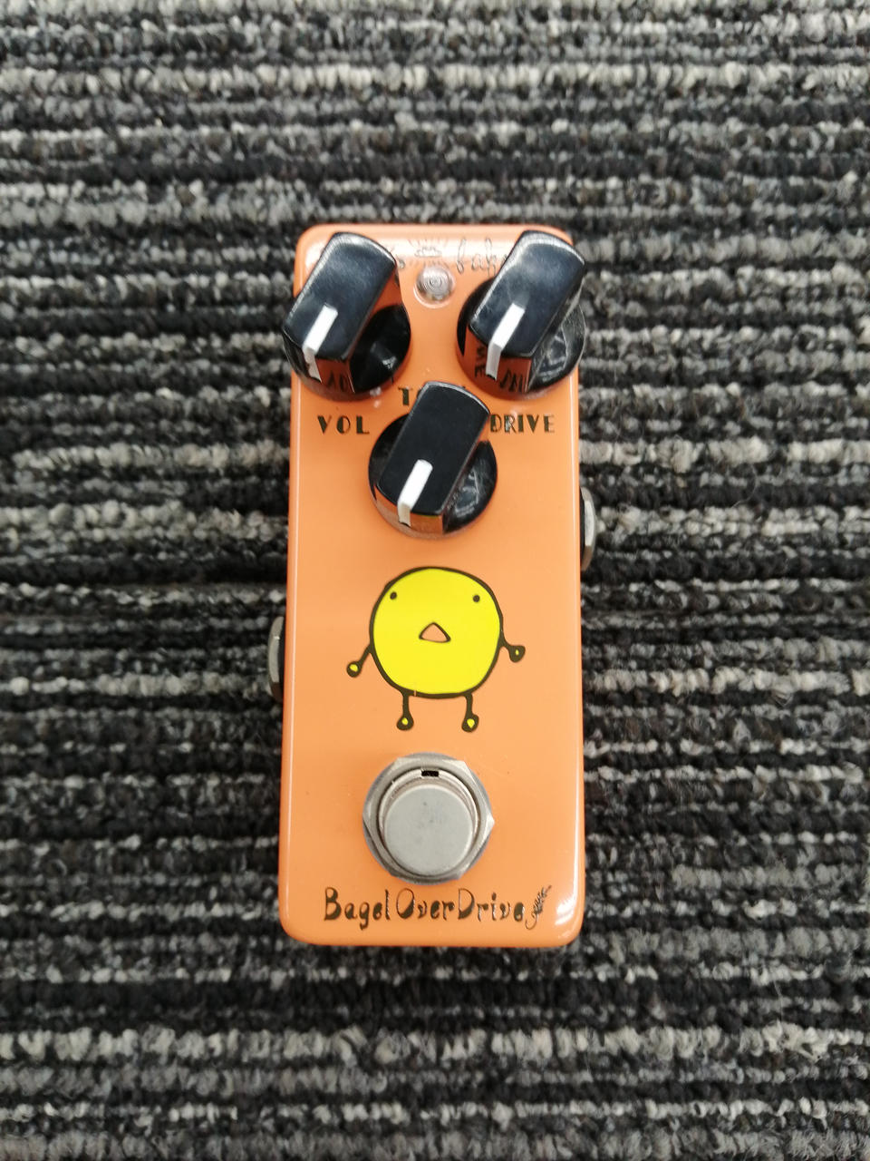 EFFECTS BAKERY Effects pedal: BAGEL OVER DRIVE
