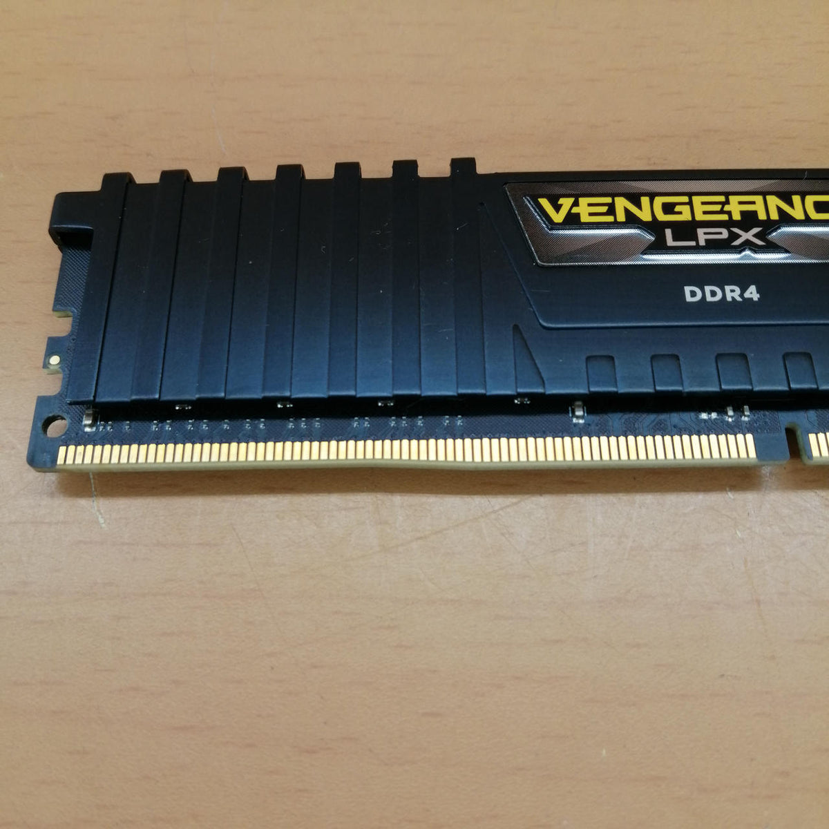 CORSAIR Memory (2 8GB sticks) CMK16GX4M2A2666C16