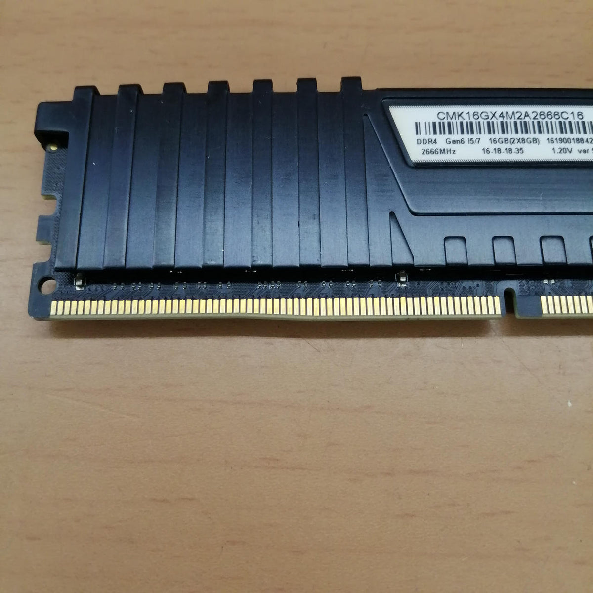 CORSAIR Memory (2 8GB sticks) CMK16GX4M2A2666C16