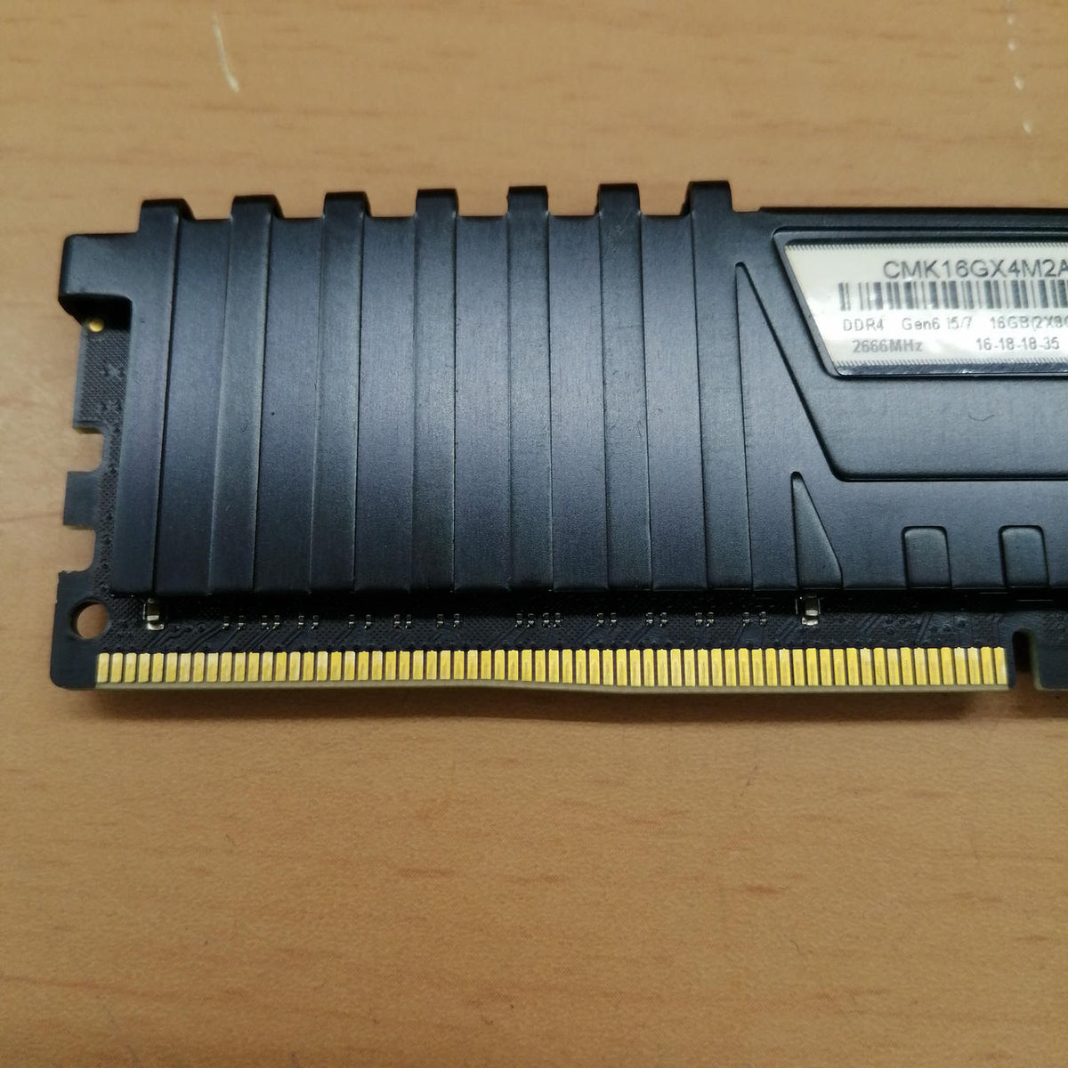 CORSAIR Memory (2 8GB sticks) CMK16GX4M2A2666C16