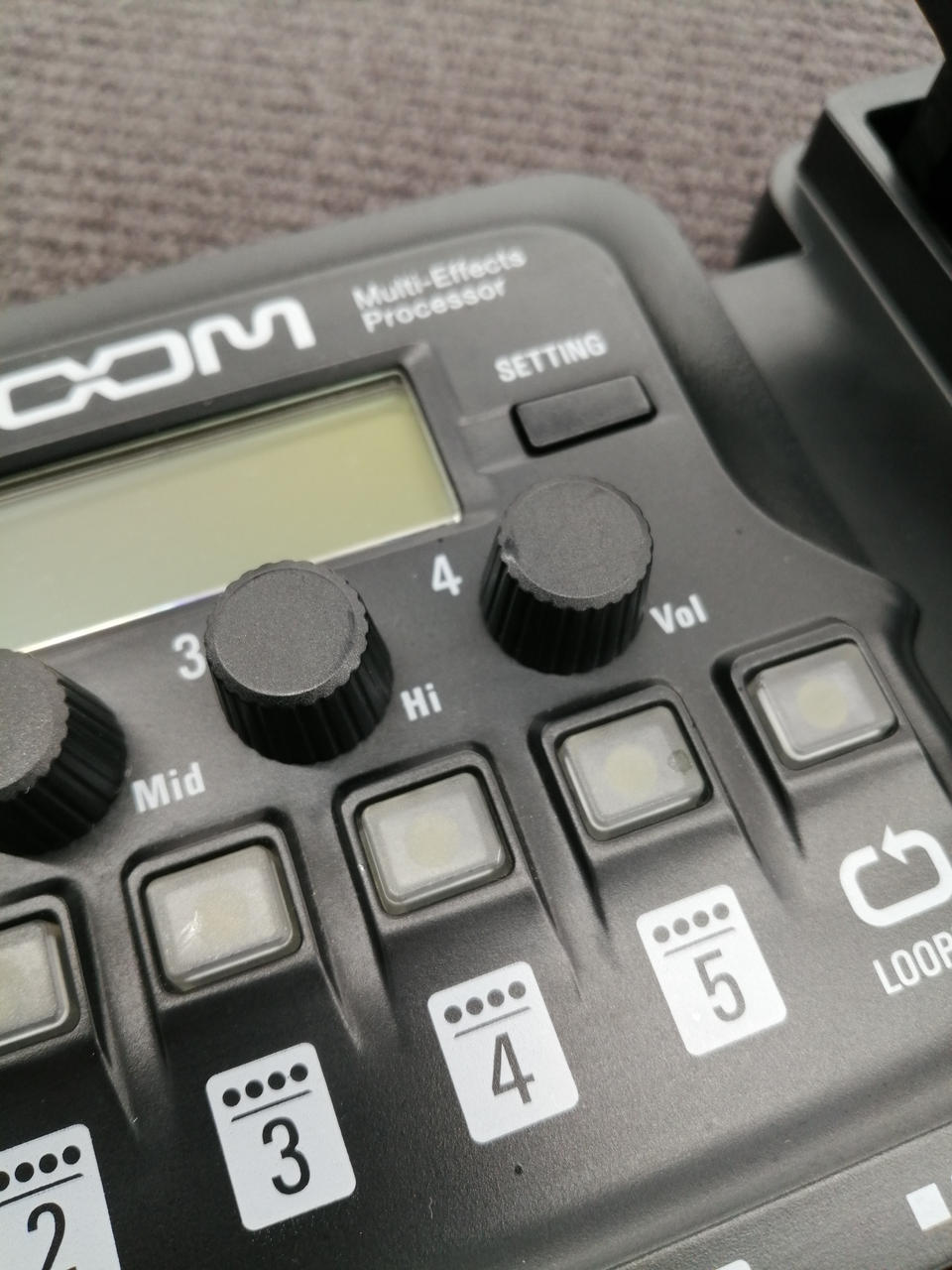 ZOOM Multi-Effects G1X FOUR