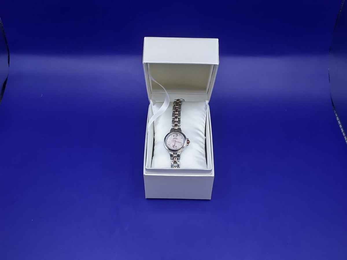 SEIKO Solar Wristwatch V117-0BB0 SWFA093