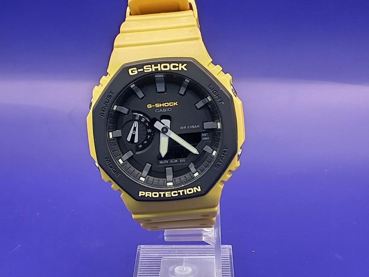 CASIO G-SHOCK GA-2110SU