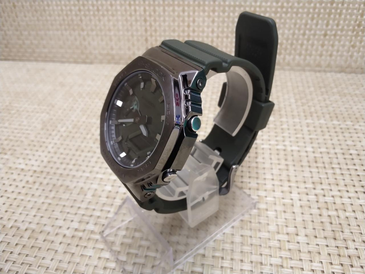 CASIO G-SHOCK GM-2100B