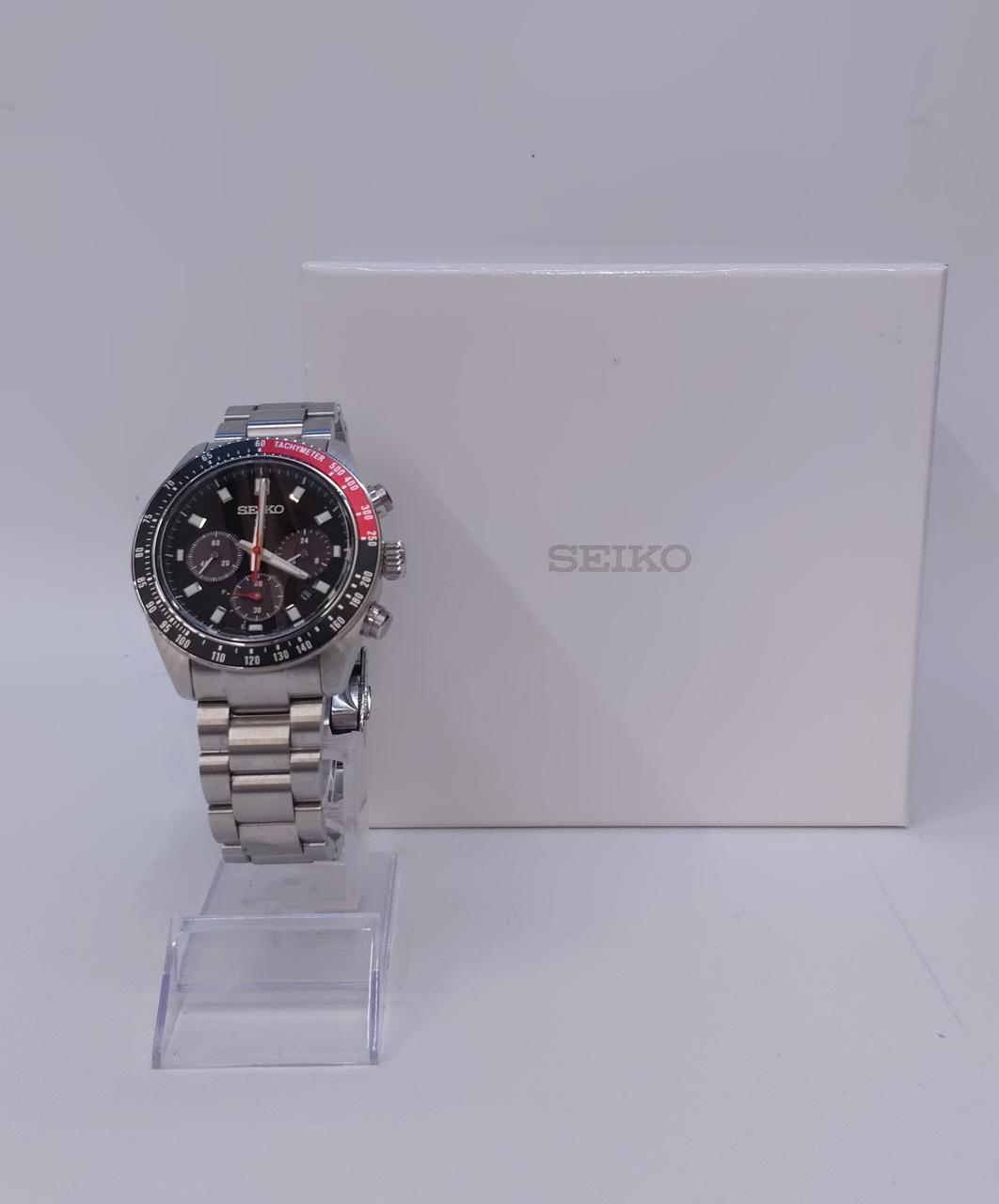 SEIKO Solar Wristwatch V192-0AH0