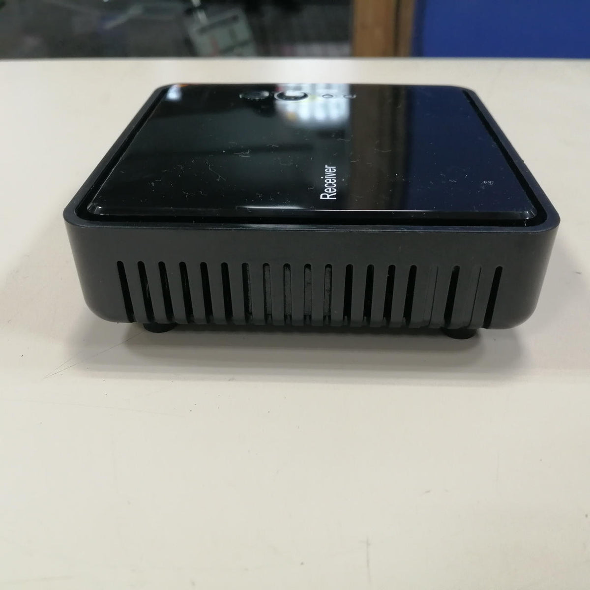 LOGITEC Wireless HDMI Transmitter/Receiver LDE-WHDI202R
