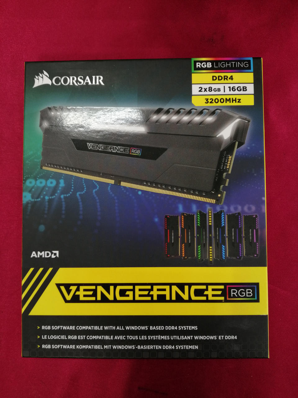 CORSAIR Memory CMR16GX4M2Z3200C16
