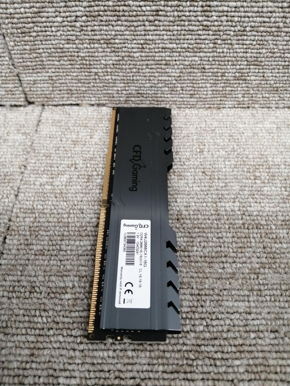 CFD Sales CFD Sales / DDR4 Memory W4U2666CX1-16G