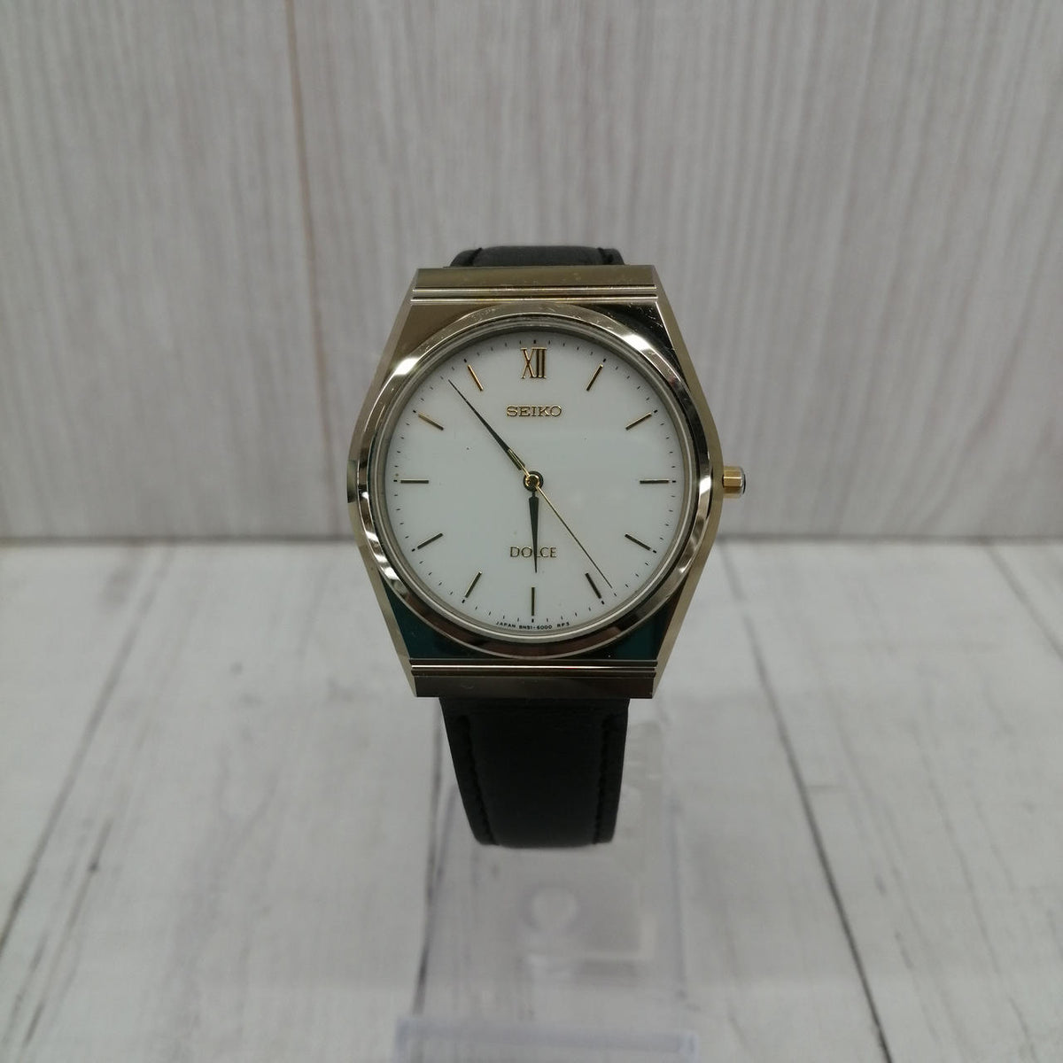 SEIKO DOLCE Quartz 8N51-6000