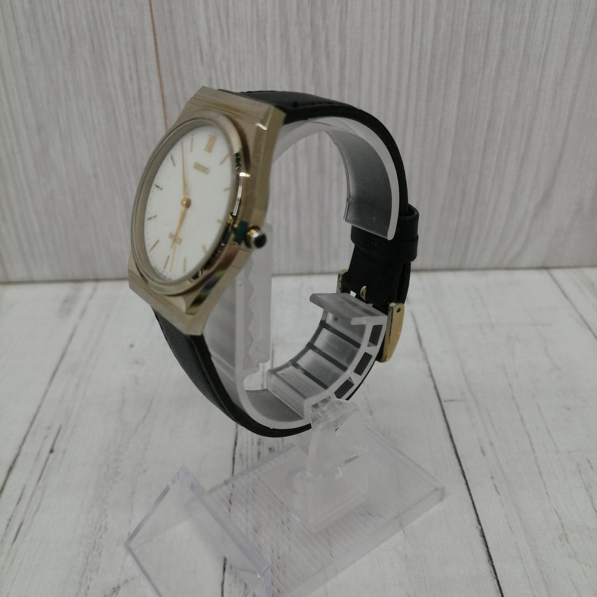 SEIKO DOLCE Quartz 8N51-6000