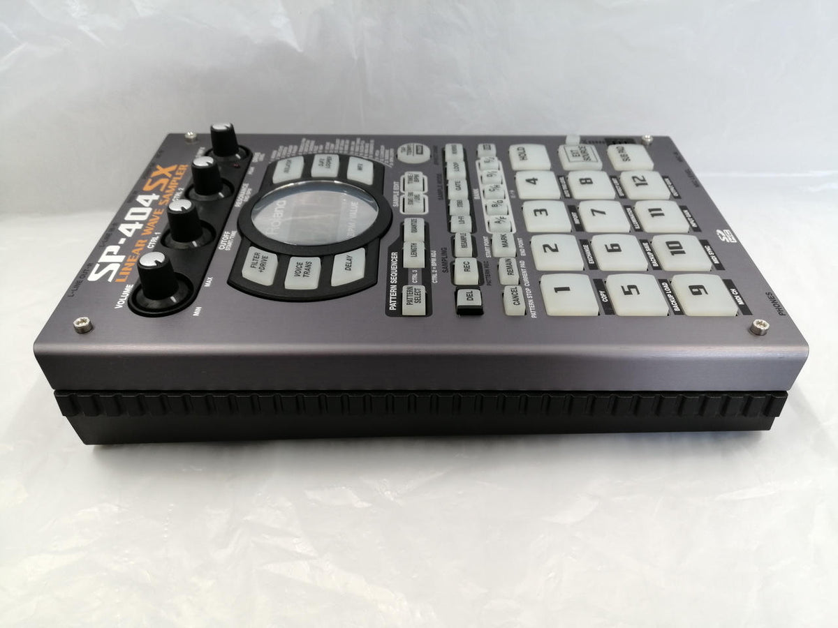 ROLAND Sampler SP404SX - Banzai Thrifting | BanzaiHobby