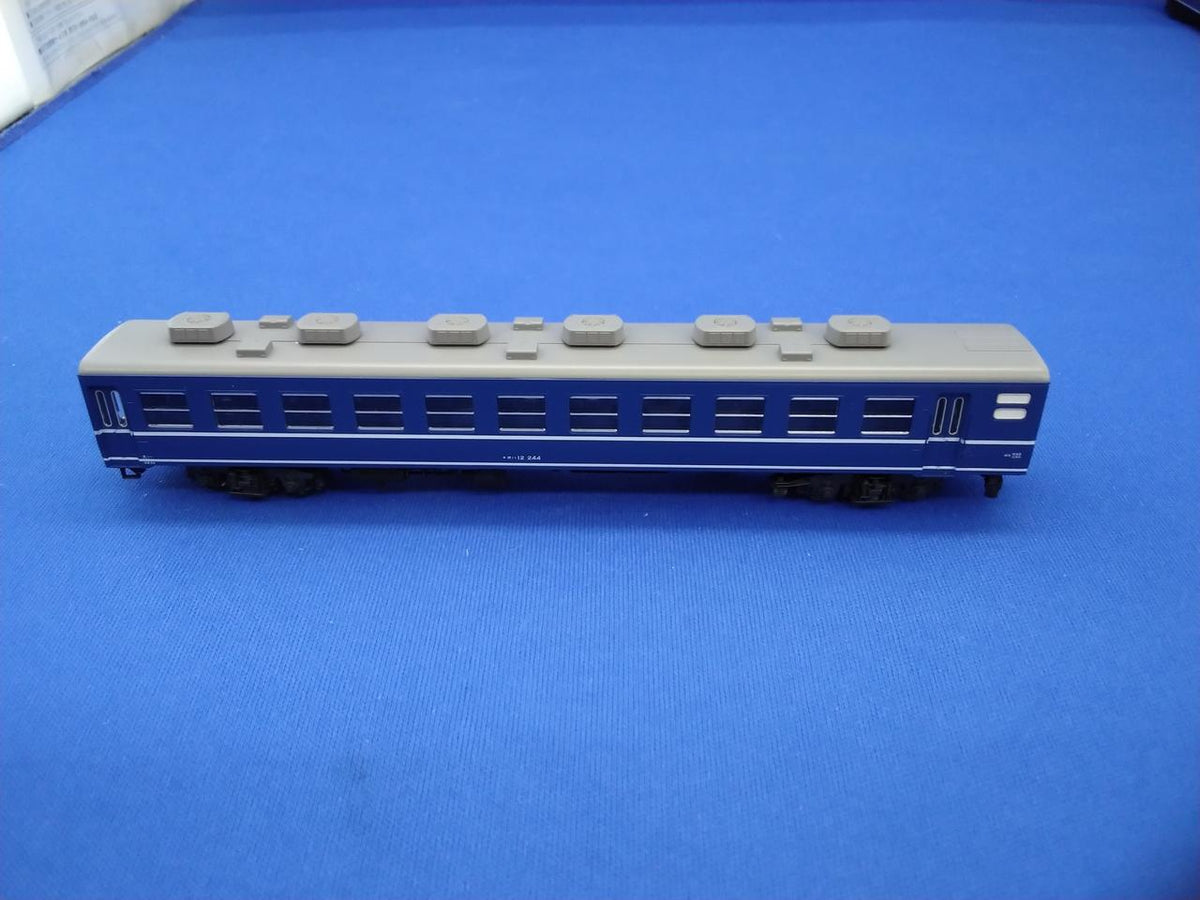 KATO 12 Series Express Passenger Cars JNR Specification 6 cars + 1 car set 10-1550 - Banzai Thrifting | BanzaiHobby