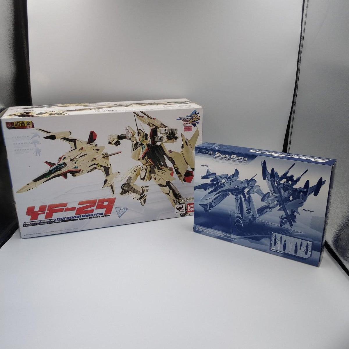 BANDAI DX Chogokin YF-29 (Isamu's Unit) & Super Parts Set Macross 30 - Banzai Thrifting | BanzaiHobby