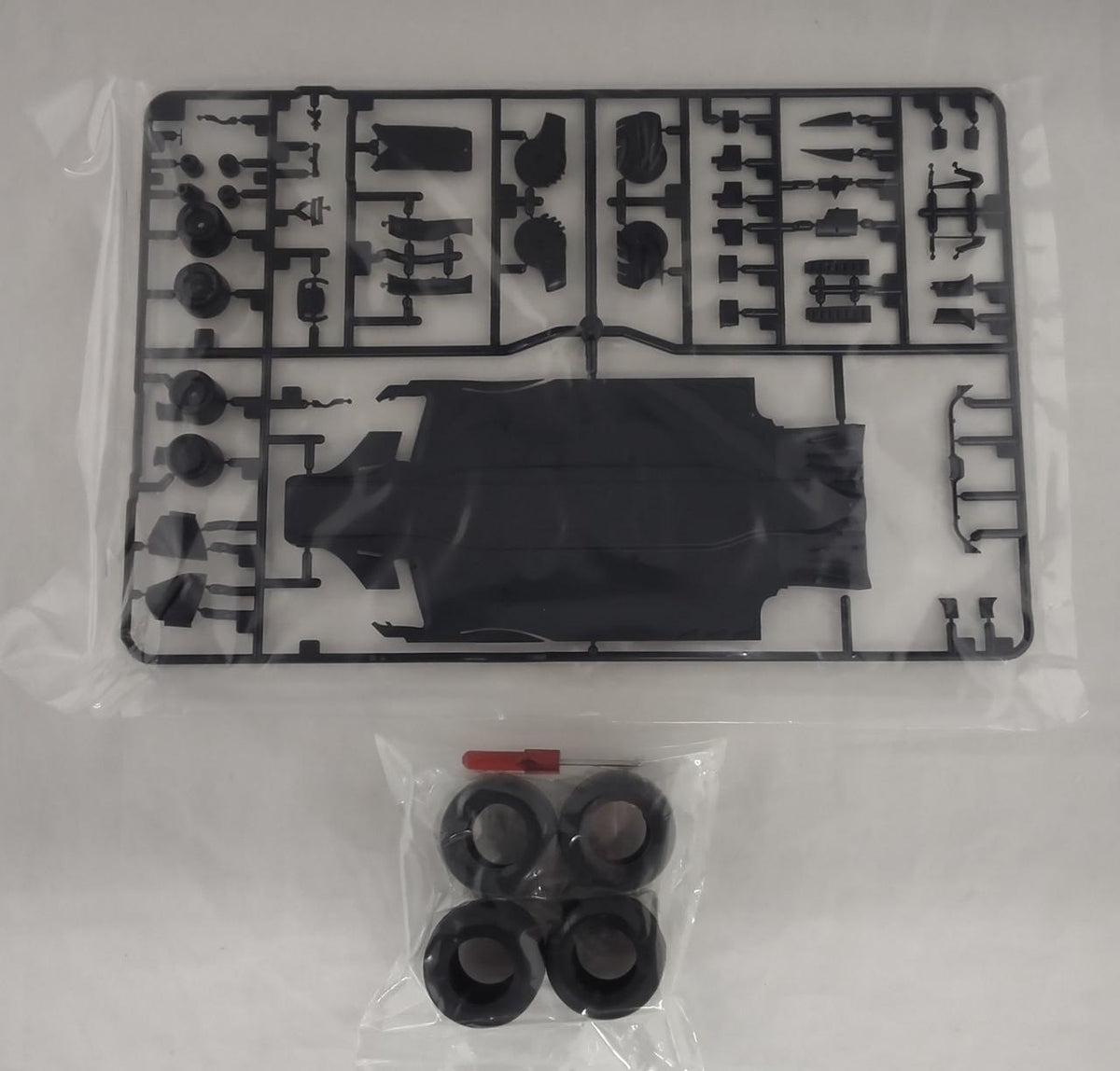 TAMIYA Ferrari SF70H 1/20 Grand Prix Collection - Banzai Thrifting | BanzaiHobby