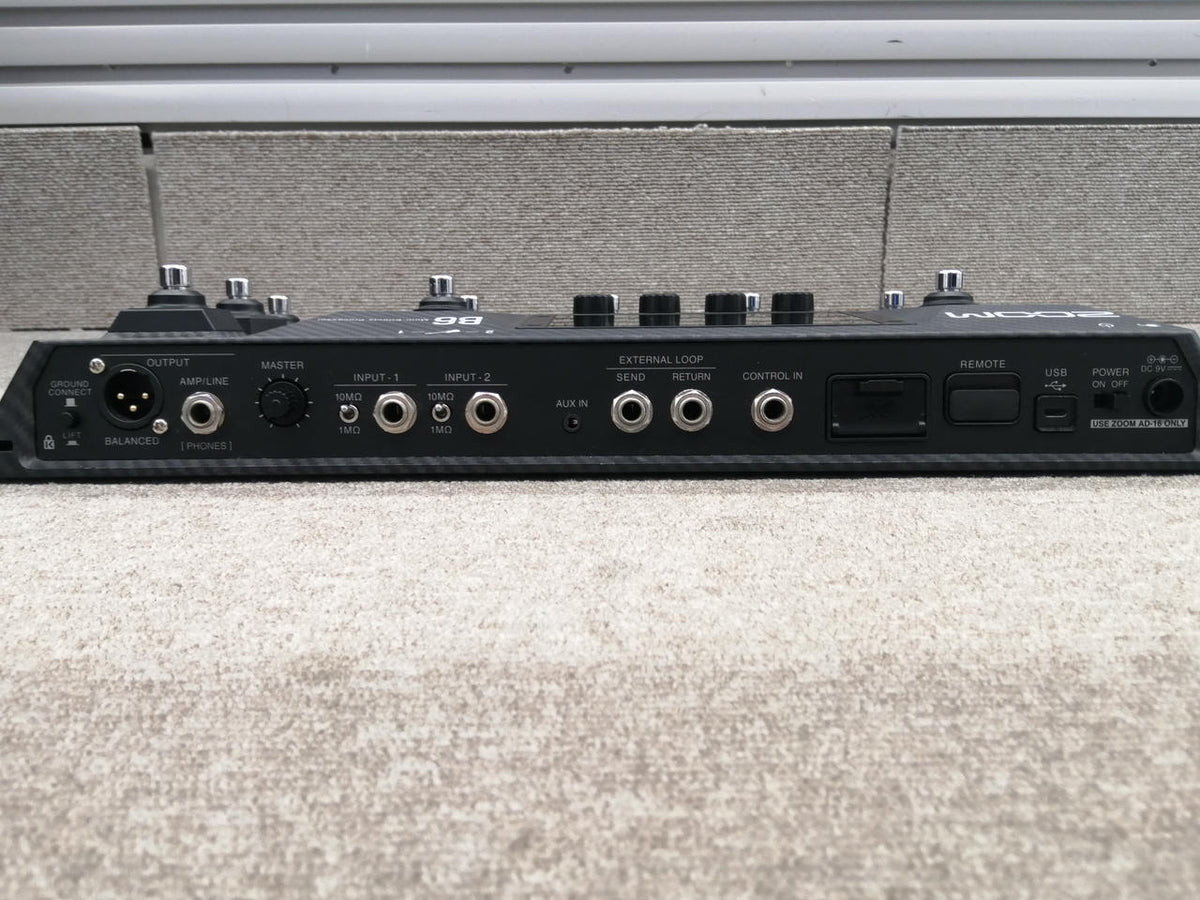 ZOOM [Multi-Effector] ZOOM / B6 B6 - Banzai Thrifting | BanzaiHobby