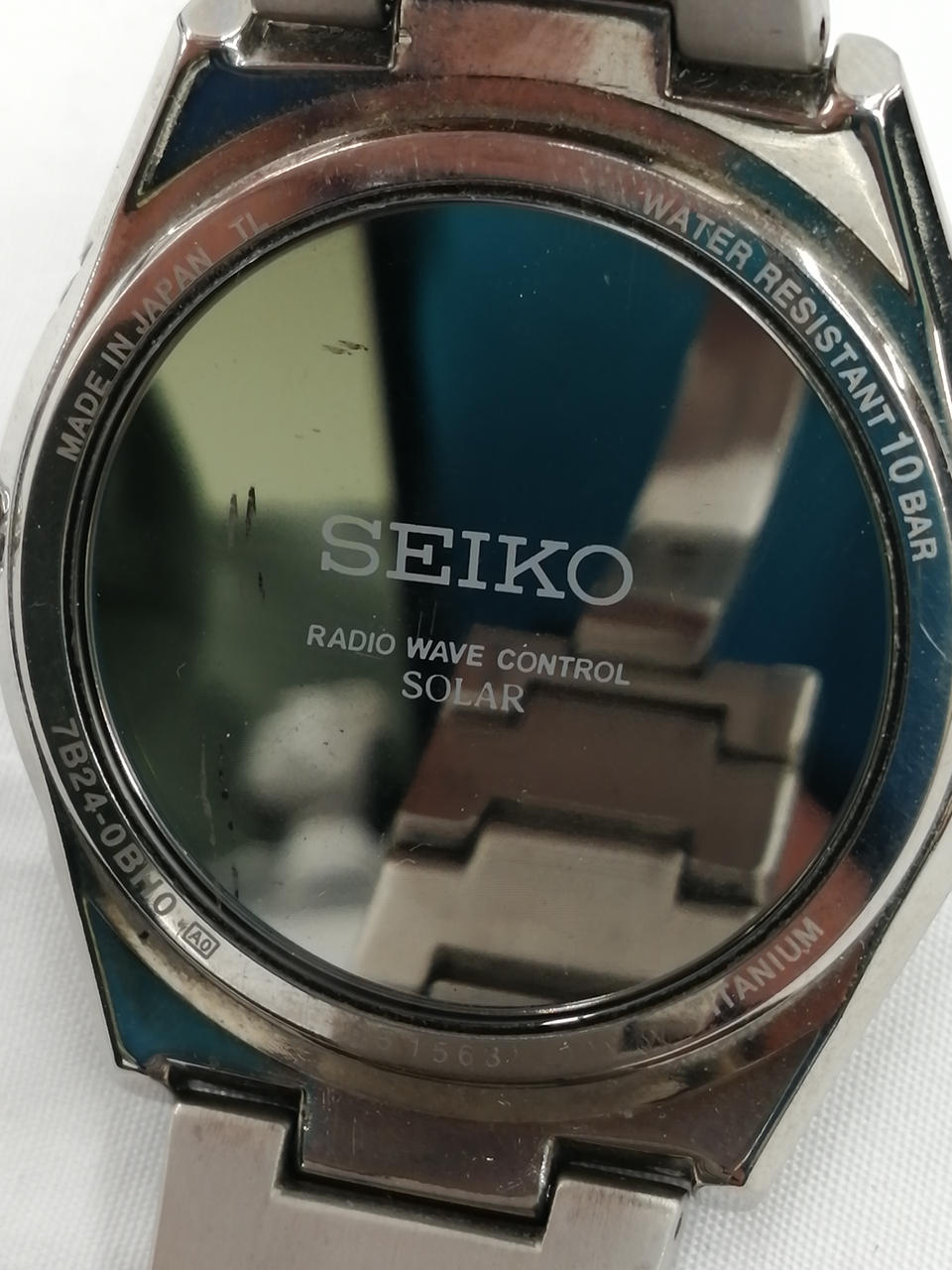 SEIKO Solar Watch 7B24-0BH0 - Banzai Thrifting | BanzaiHobby