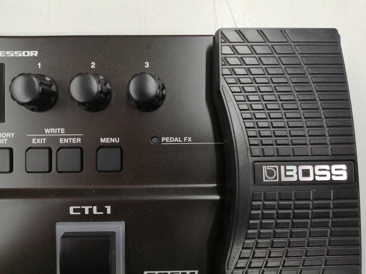 BOSS Multi-Effects GT-1 - Banzai Thrifting | BanzaiHobby