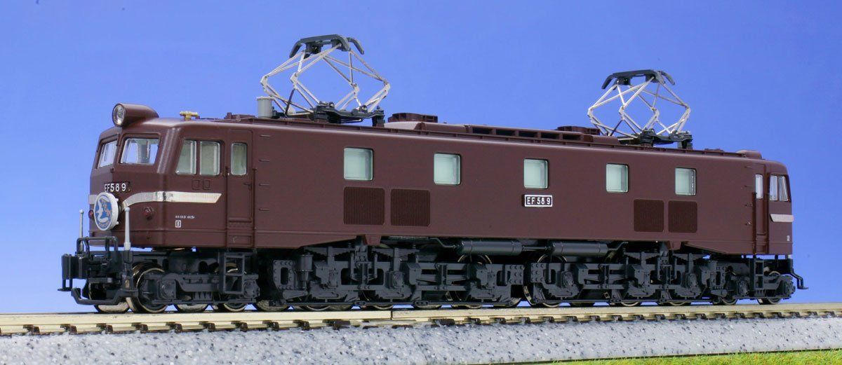 KATO 3055-1 EF58 Early Type Small Window Brown `Kamome` Trailer - BanzaiHobby